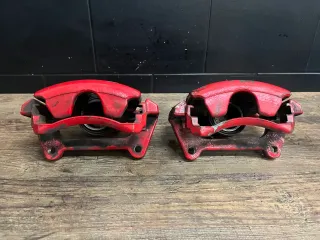 VW Polo 2G GTI 2,0 TSI 200 PS Bremssattel Träger vorn Links rechts ROT - Bild 1