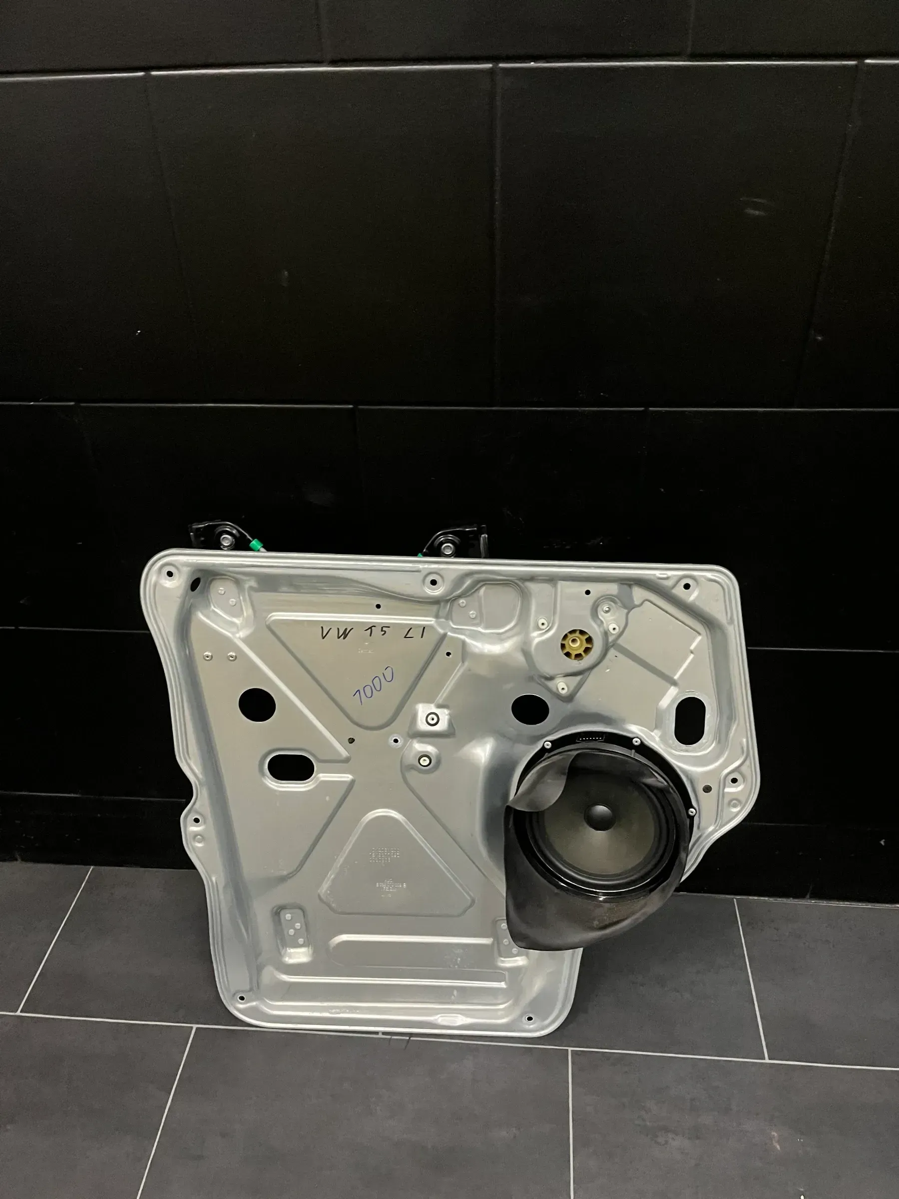 VW T5 T6 Fensterheber Lautsprecher Türblech Links 7E0035454D 7E1837729S - Bild 1