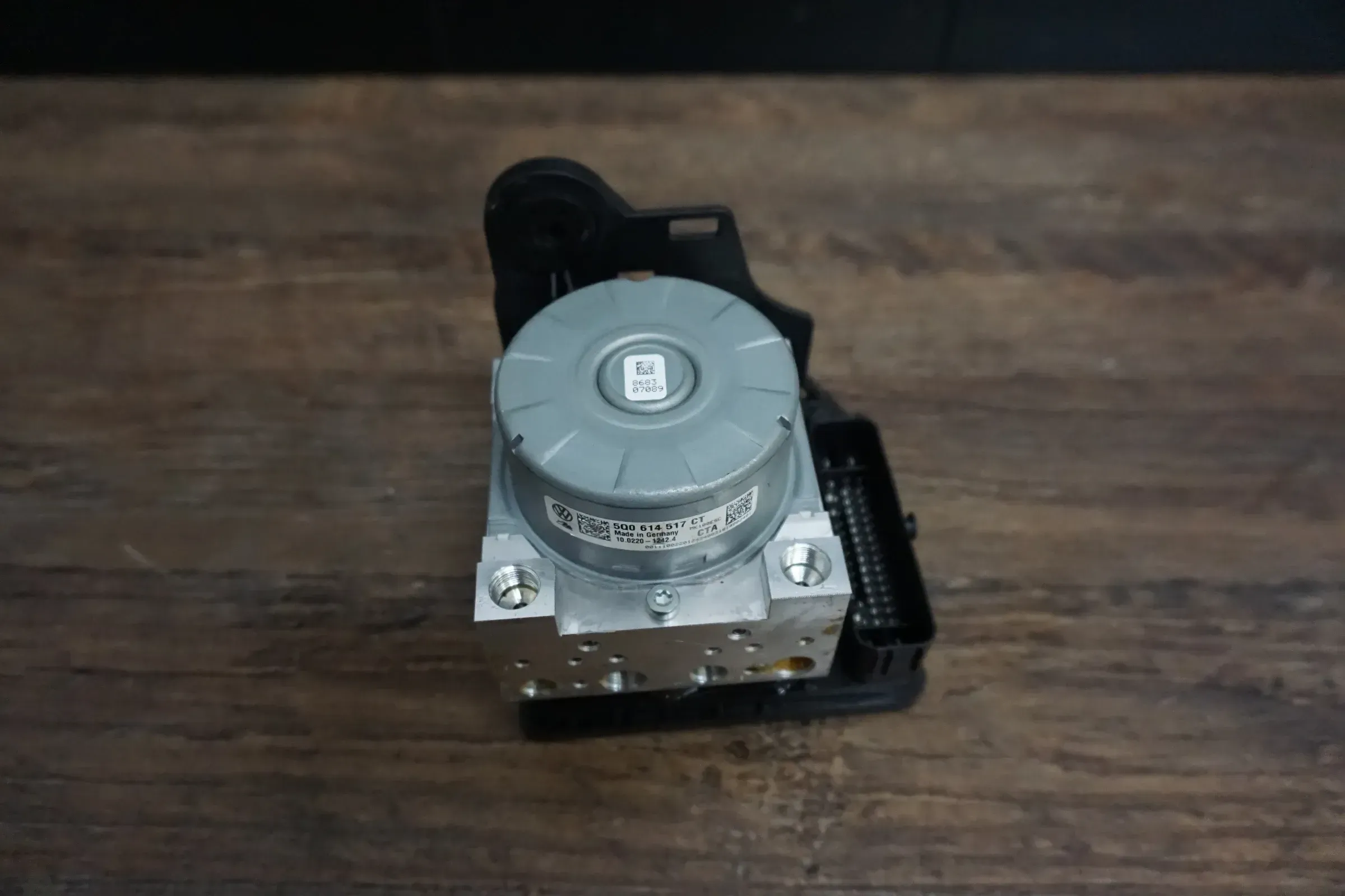 Seat Leon 5F 1.4TSI ABS ESP Systemblock Hydraulikblock Steuergerät 5Q0614517CT - Bild 1