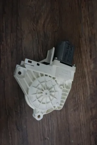 Audi A4 8K A5 8T A6 4G Q5 8R Fensterhebermotor hinten links 8K0959811A - Bild 1