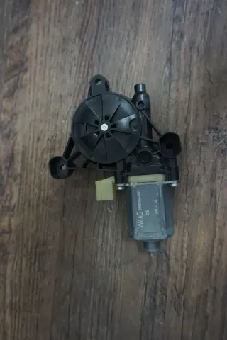 Audi Q7 4M A4 8W R8 Fensterhebermotor Fensterheber Motor links 8W0959802 - Bild 1