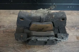 Volkswagen VW T5 Bremszange Bremssattel vorne rechts 7H0106B - Bild 5