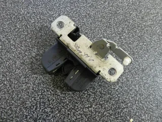 Seat Ibiza 6L Heckklappenschloss ZV Schloss Heckklappe 6L6827505A - Bild 2
