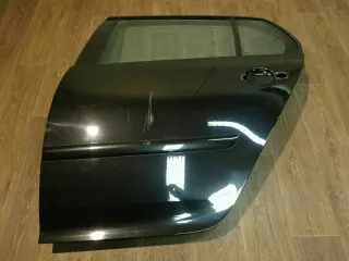VW Golf 5 Limousine Tür Türe Fahrerseite hinten links 4 türig schwarz LC9Z - Bild 1