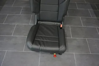 9Y3885376B Sitzend Sitz Hinten Rechte Seite Schwarzes Leder PORSCHE Cayenne 9Y - Bild 2