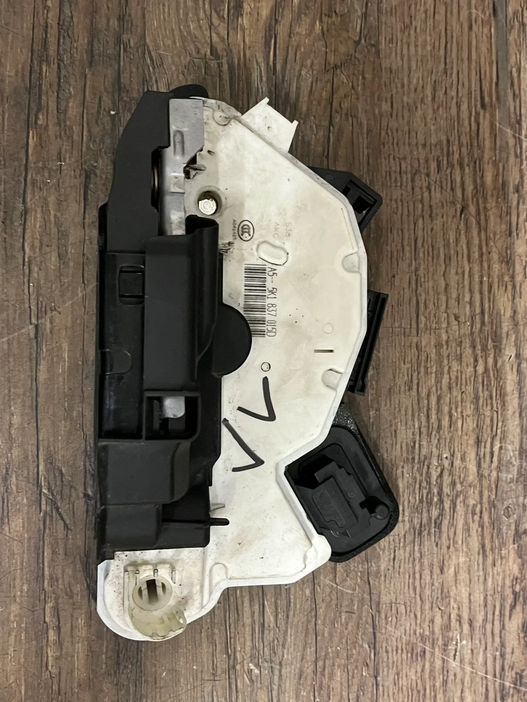 Türschloss VW Sharan 7N Touran Golf 6 Polo 6R 5K1837015 D vorne links Original - Bild 1