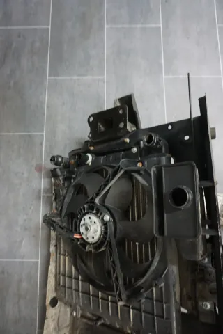 VW Fox Schloßträger Kühler Benziner ohneKlima)5Z0805588 F Pralldämpfer Lüfter 5Z - Bild 5