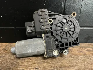 Audi A6 4B C5 Fensterhebermotor Fensterheber hinten links 0130821784 4B0959801B - Bild 1
