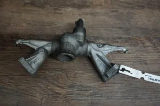 Thermostatgehäuse Audi Skoda 3b 1,9 TDI AVB 038121133a1 - Bild 1