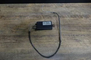 VW Touareg Antennenverstärker Verstärker Antenne 7L6035507J - Bild 1