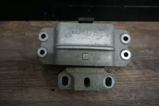 VW Touran 1T Golf V 1K 1.9 TDI BLS Motorlager Motorhalter links 1K0199555N - Bild 4