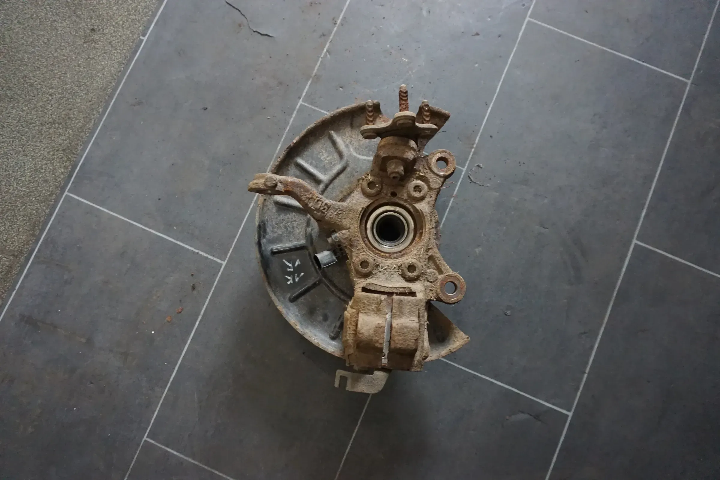 Achsschenkel Radnabe Radlagergehäuse vorne rechts VW Golf 5 V Audi A3 8P - Bild 1