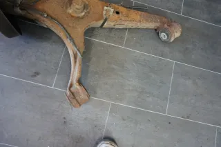 Achsschenkel VW T5 GP 2,0 TDI Radlagergehäuse hinten rechts 7H0501414D Original - Bild 2