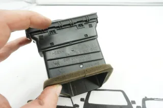 Luftdüse Lüftungsdüse Düse vorne rechts 1K0819710 VW Jetta 1K Golf 5 V 1K - Bild 4