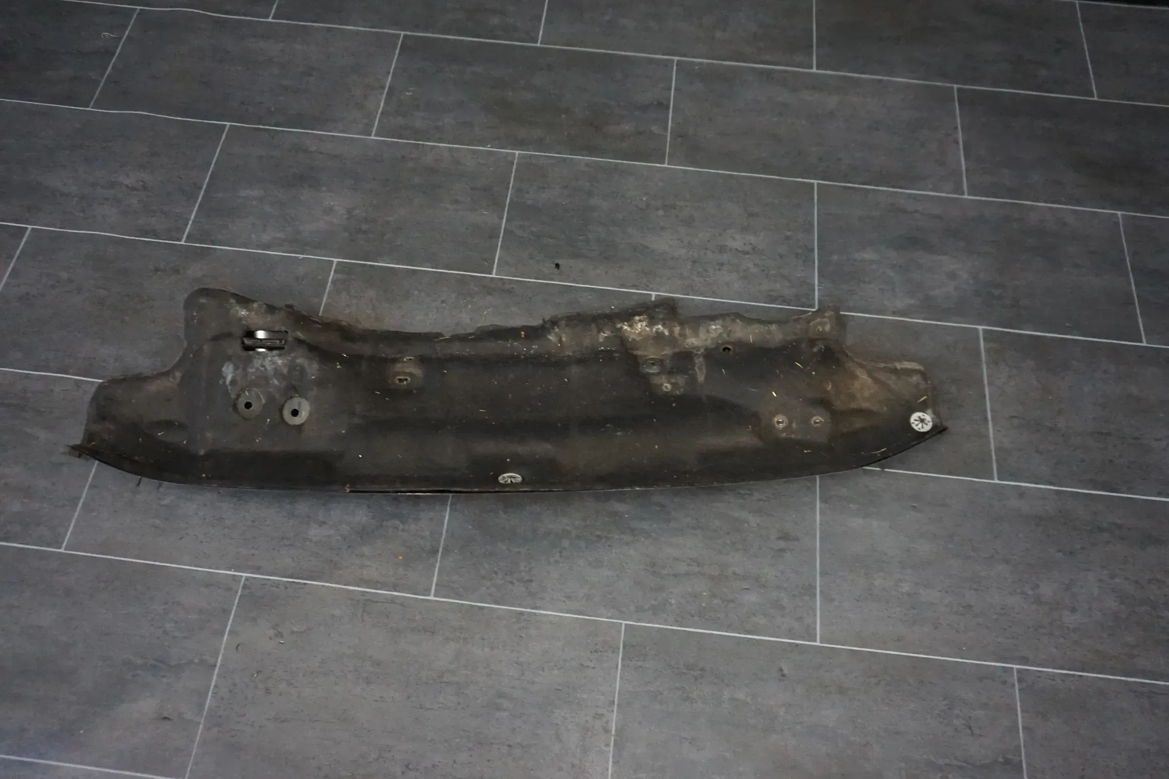 Skoda Fabia 2 BJ2009 Blech Wasserkasten Stirnwand 5J0805275K - Bild 1