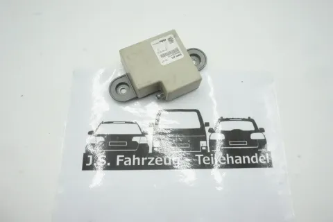 Background image for BMW 5er F10 F11 Antennenverstärker Antenne Steuergerät 6935024 01