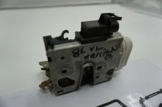 AUDI A4 B5 8D Avant Bj 99 Pumpe ZV Zentralverriegelung 8L2837015B - Bild 1