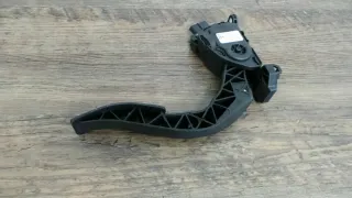 Audi A6 4F2 0KH Pedalblock Pedalerie Automatik Gaspedal Bremspedal 4F1723117D - Bild 1