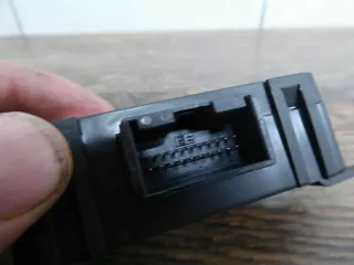 Original Audi A8 4D2 VW Alarm Alarmanlage Steuergerät Steuerteil 4D0951173D - Bild 3