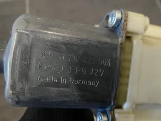 Fensterhebermotor Mercedes W212 Fensterheber Motor W204 Hinten Links A2048200542 - Bild 3