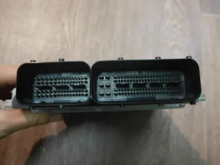 Motorsteuergerät Steuergerät Engine Unit Box ECU Vw Touran 2.0TDI 03G906016EH - Bild 4