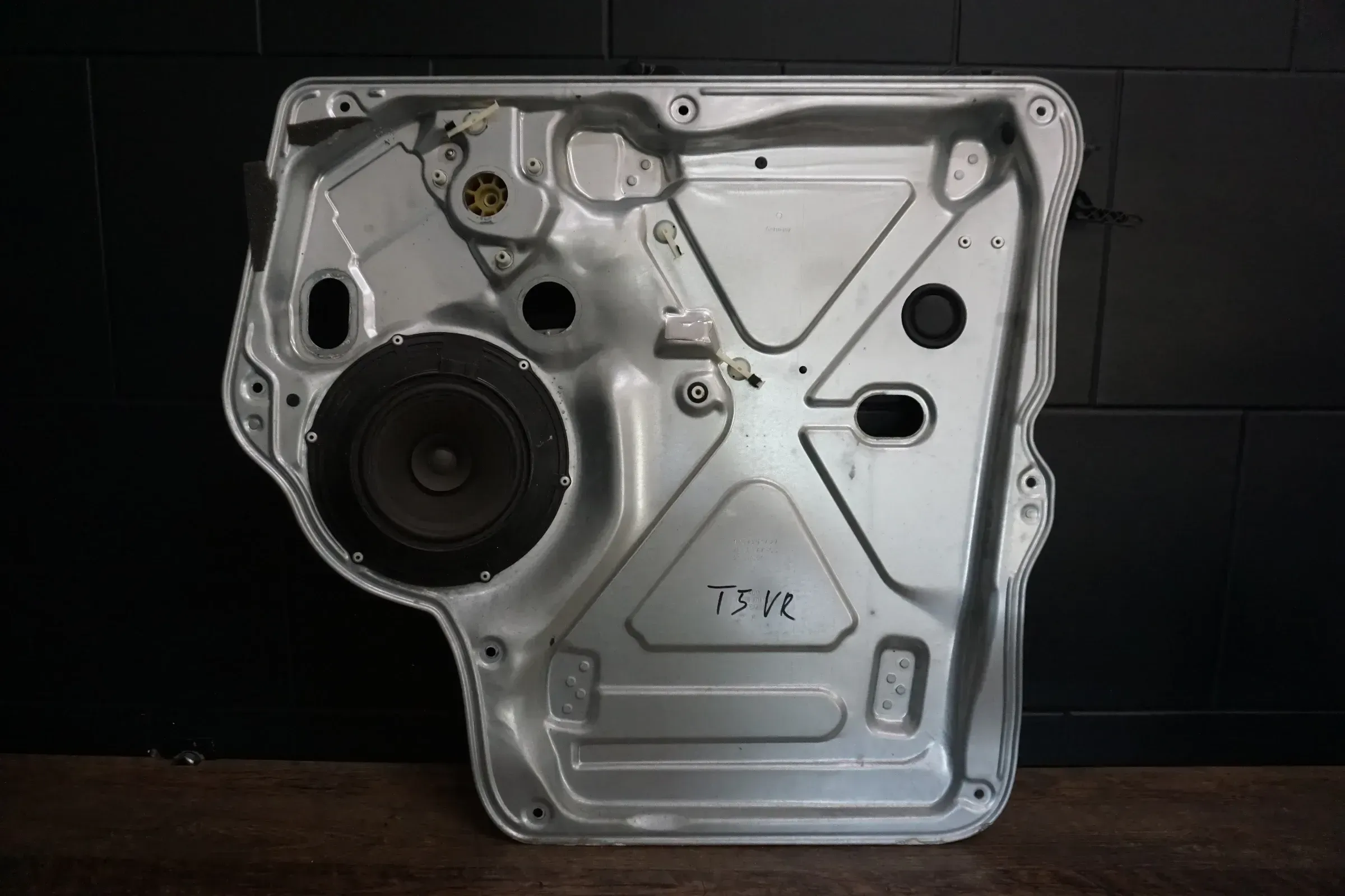 VW T5 GP Fensterheber Fensterheberplatte vorne rechts 7E1837730D - Bild 1