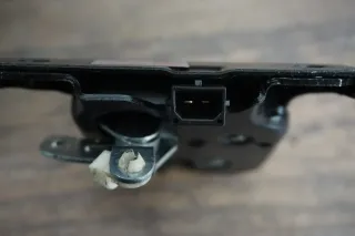 8p0827505 Kofferraumdeckel Verschluss Verriegelung Audi A3 8P - Bild 3