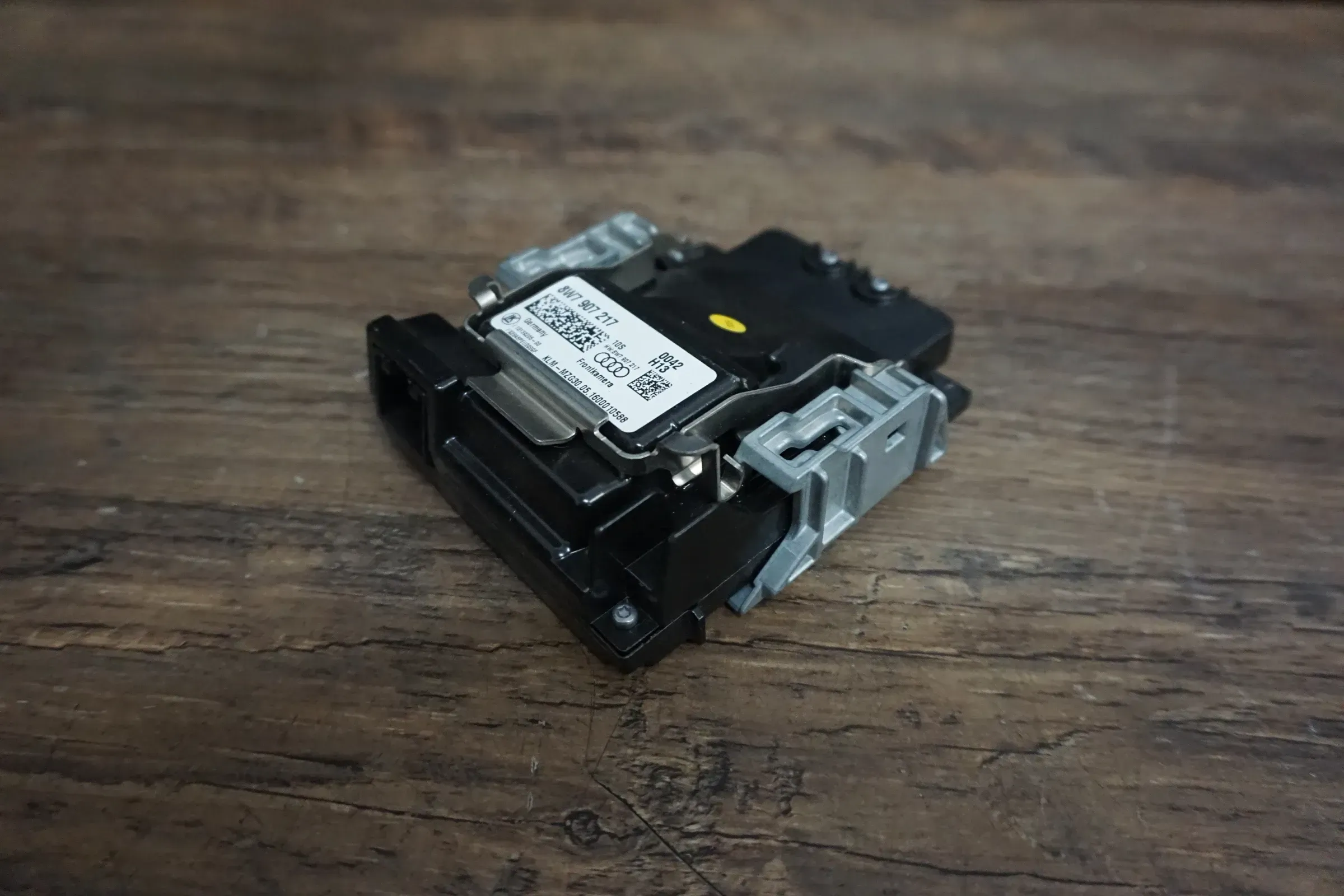 AUDI A5 F5 8W7 2017 Cabrio Frontkamera Fahrerassistenzsysteme Kamera 8W7907217 - Bild 1