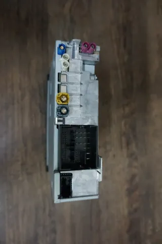 Audi A4 8W F4 A5 Q5 FY 5F MMI High Navigation Multimedia Main Unit 8W0035044A - Bild 3