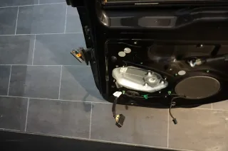 VW Jetta 5 V Bj.09 Tür HR hinten rechts LC9X Schwarz - Bild 7