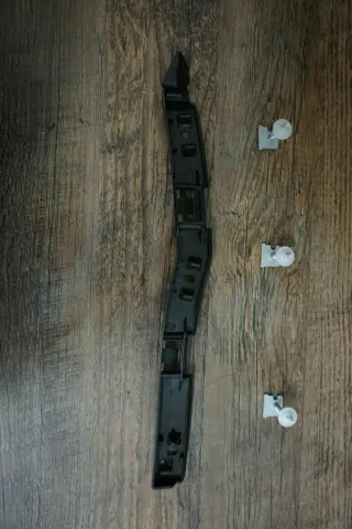 Audi A8 4H Halteleiste Halter Stoßstange hinten links 4H0807319A - Bild 7