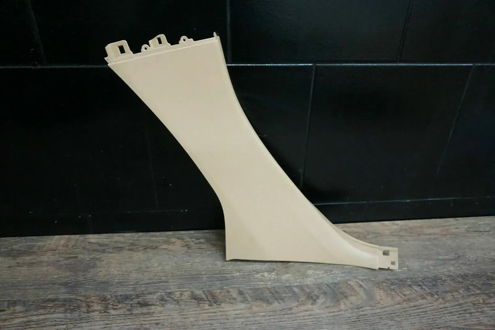 Porsche Boxster 981 B-Säule Seitenverkleidung Verkleidung Gurtroller 98155521501 - Bild 1