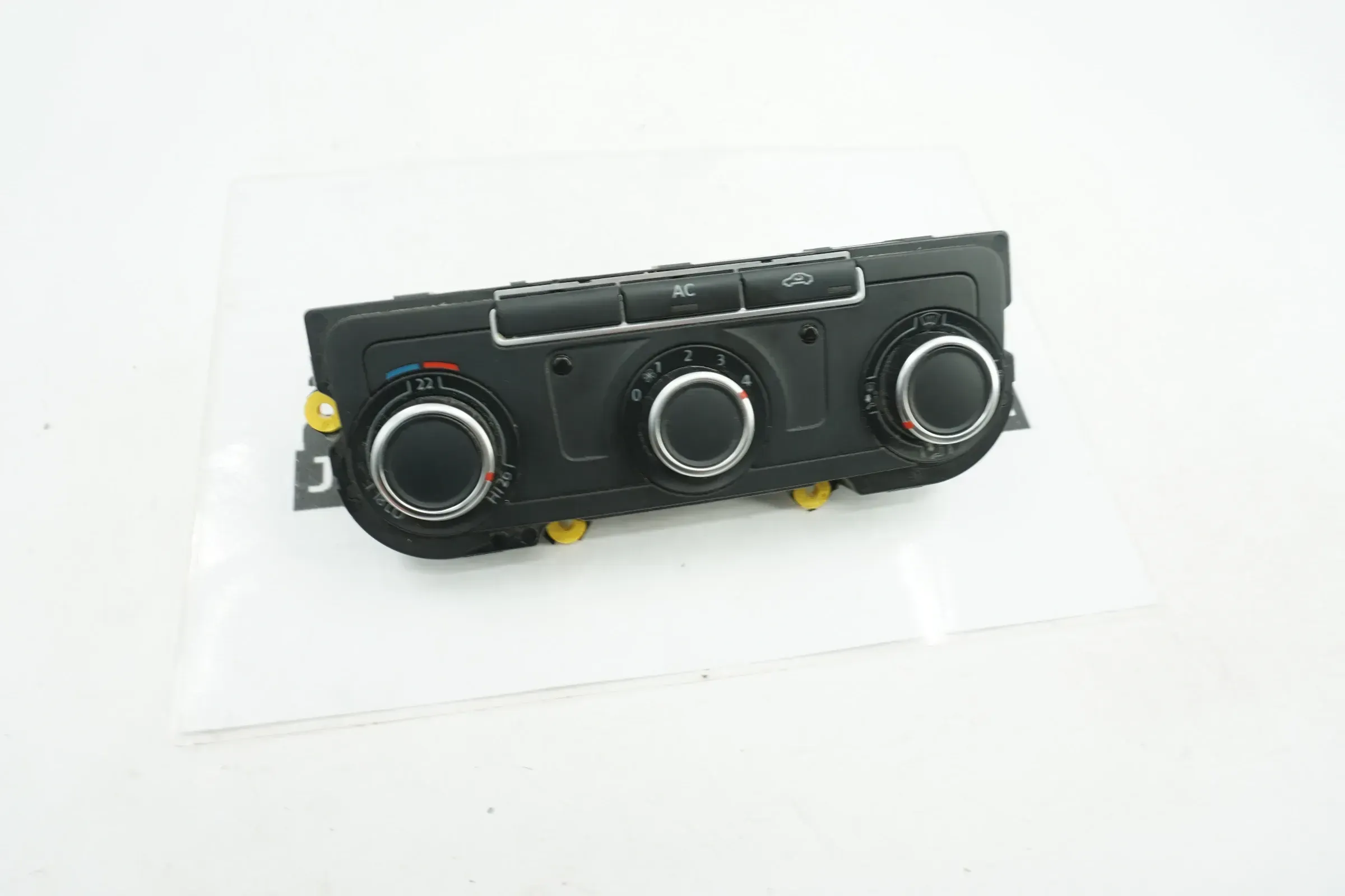 VW Bus T5 FL Klimabedienteil 7E5907047BC Klimaanlage Climatic Steuergerät - Bild 1