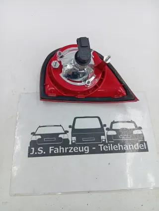 VW Golf V Limo Rücklicht Heckleuchte innen links 1K6945093J - Bild 2