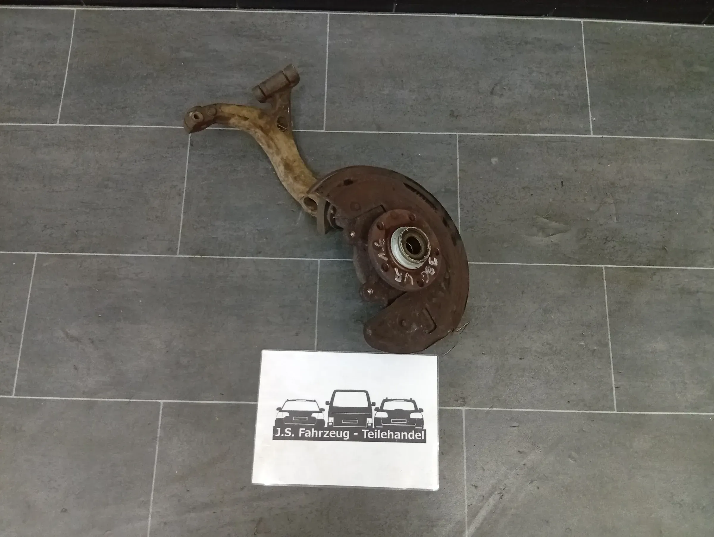 VW Passat 3BG 3B Audi A4 Radlagergehäuse vorne rechts Achsschenkel 8D0407258AR - Bild 1