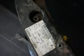 VW T5 V KASTEN 03-09 Frontverkleidung L7H000043F Schlossträger 2.5TDi - Bild 6