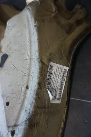 VW T5 BODEN BELAG Gummi FUßRAUM vorne unten - Bild 6