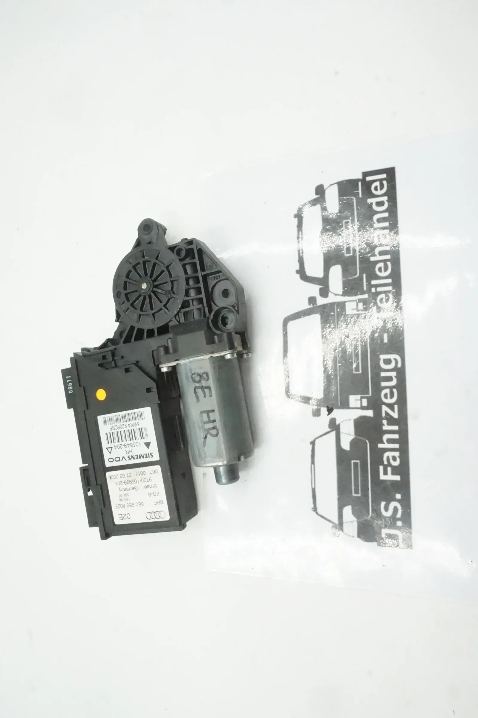 Audi A4 B6 B7 Fensterhebermotor HR Motor Fensterheber Hinten Rechts 8E0959802E - Bild 1
