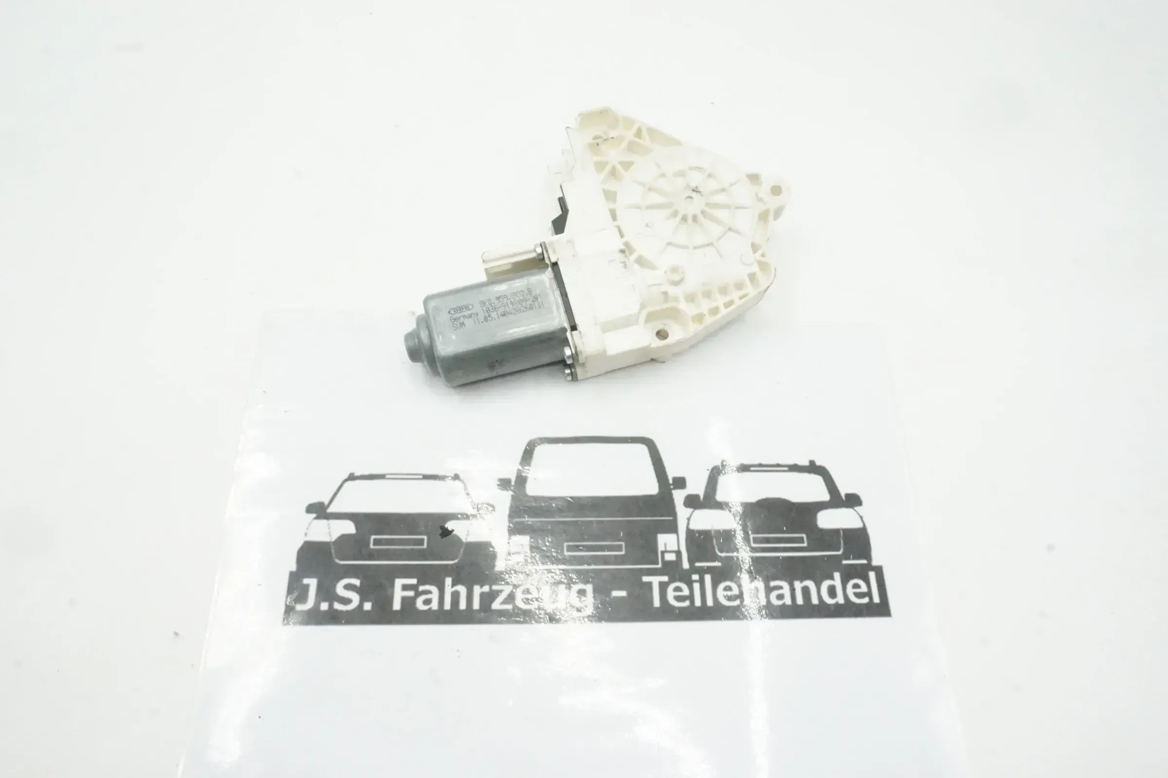 original Audi A6 4G Q5 8R A4 8K A5 8T Fensterhebermotor vorne rechts 8K0959802B - Bild 1