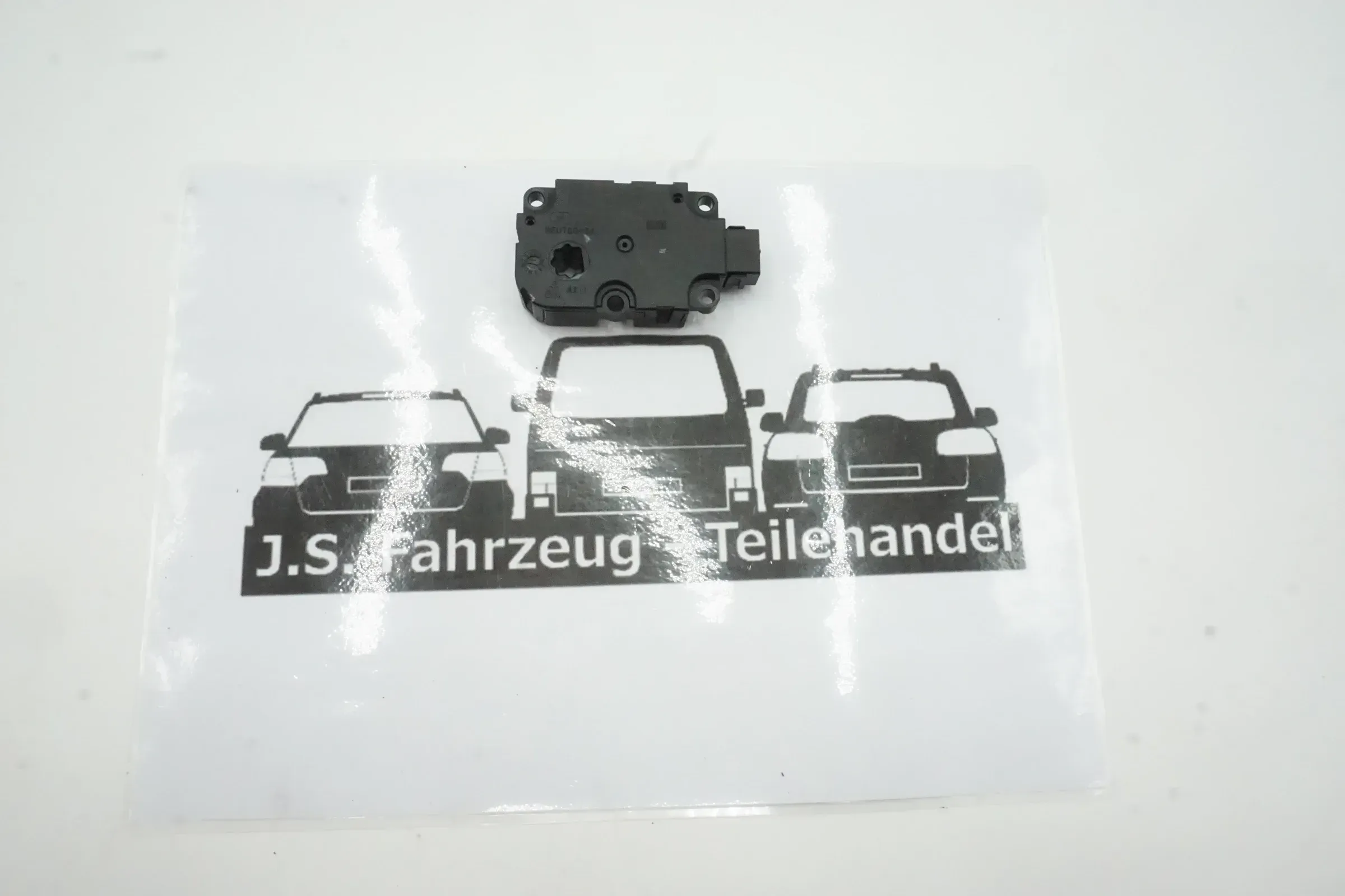 Audi A6 A7 4G Stellmotor Gebläsekasten Heizung Klimaanlage Aktor ZBAT0083D00 - Bild 1