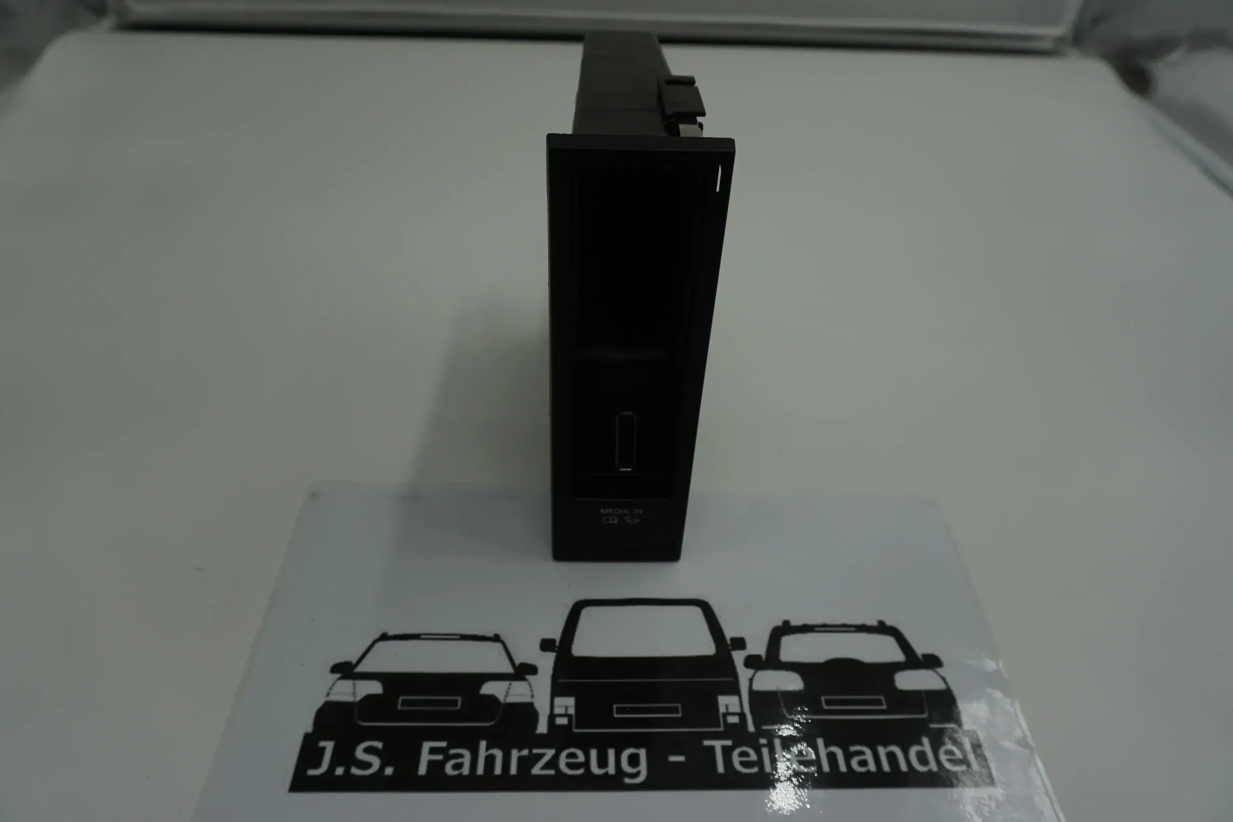Interfacebox VW Golf 6 Telefon Steuergerät 5N0035341F Original - Bild 1
