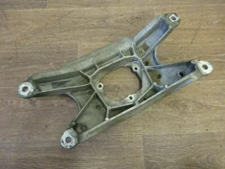 original Audi A4 8K A5 8T Querträger Träger Halterung Getriebeträger 8K0399263K - Bild 4