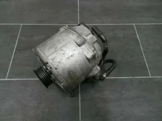 Audi A4 S4 8E B6 Lichtmaschine Lima wassergekühlt - Bild 2