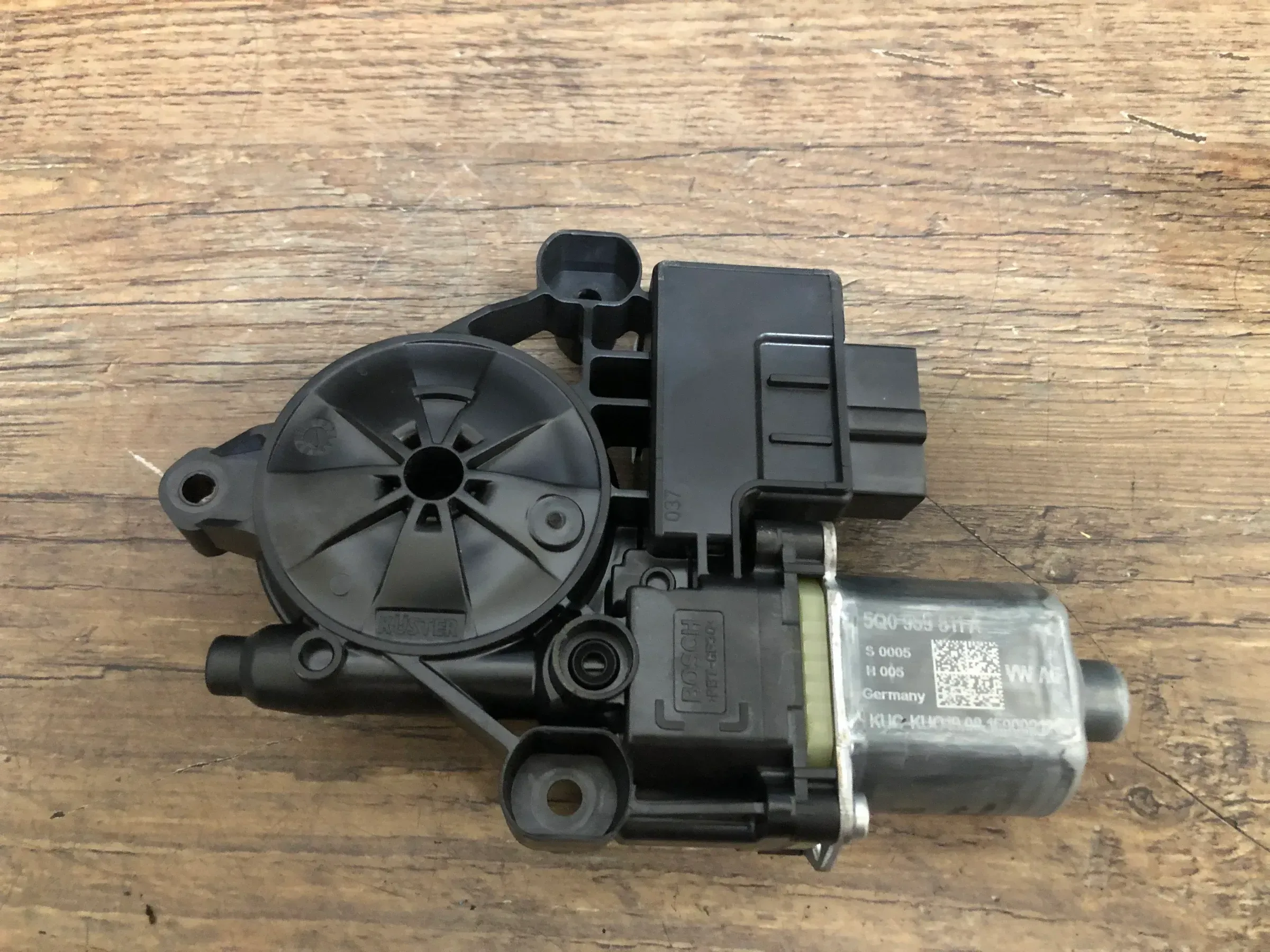 Seat Leon 5F Fensterherber Motor Fensterheber HL 5Q0959811A - Bild 1