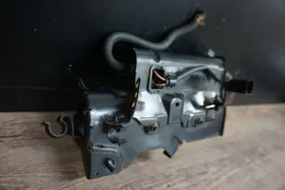 VW T5 2,0TDI 180PS HALTER KRAFTSTOFFPUMPE DIESEL PUMPE 7E0127223 - Bild 2