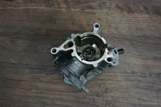 Audi VW Seat Skoda 2.0 TFSI Unterdruck Pumpe Vakuum 06J145100C 06J145100G - Bild 2