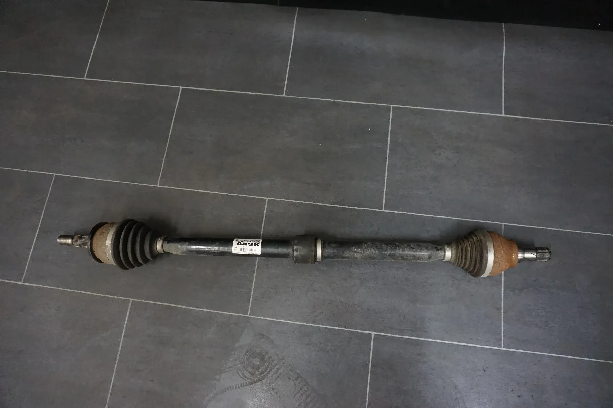 Opel Astra K 1.4 Turbo Antriebswelle vorne rechts 13367074 / 10287817 - Bild 1
