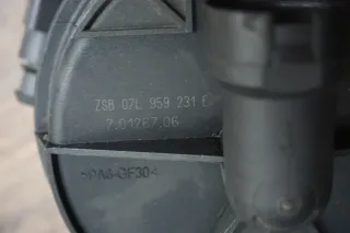 Audi RS6 A6 4F Sekundärpumpe Sekundärluftpumpe Luftpumpe 07L959253E 07L959231E - Bild 3