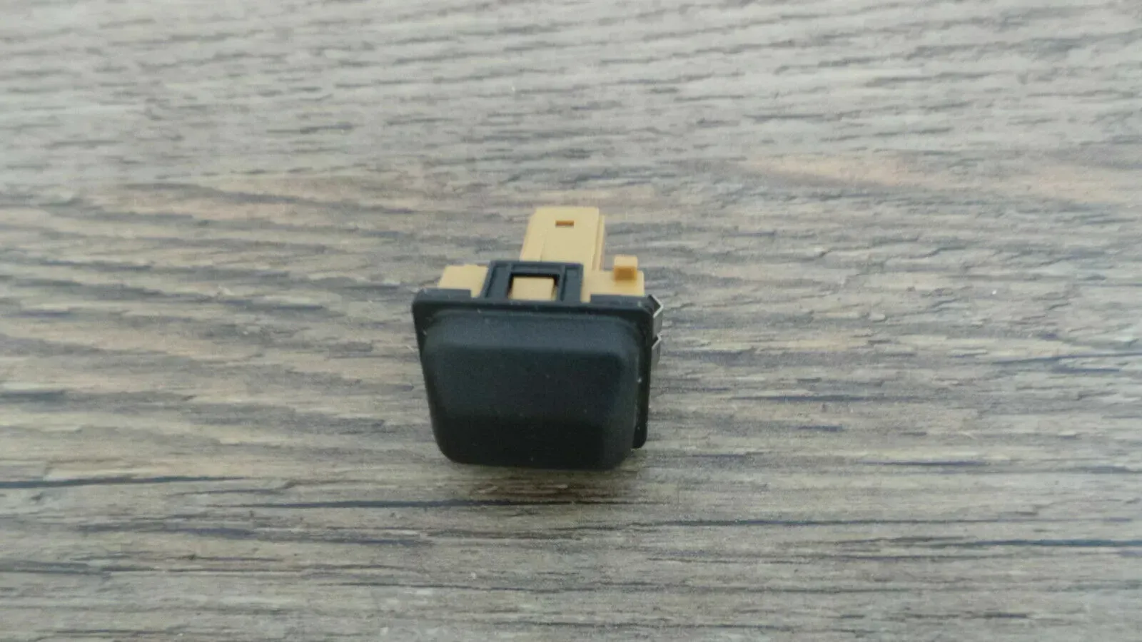 Audi A3 8P Kontrolleuchte Alarmanlage 8J0919238 TT 8J - Bild 1