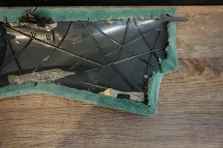 Porsche 986 Boxster Verkleidung Abdeckung B-Säule rechts grün 98655131600 - Bild 6